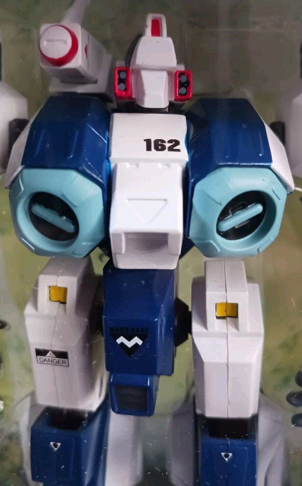 FIGURE MACROSS ROBOTECH TOYNAMI FIGHTER ALPHA POSEABLE SCOTT BERNARD VFA 6H