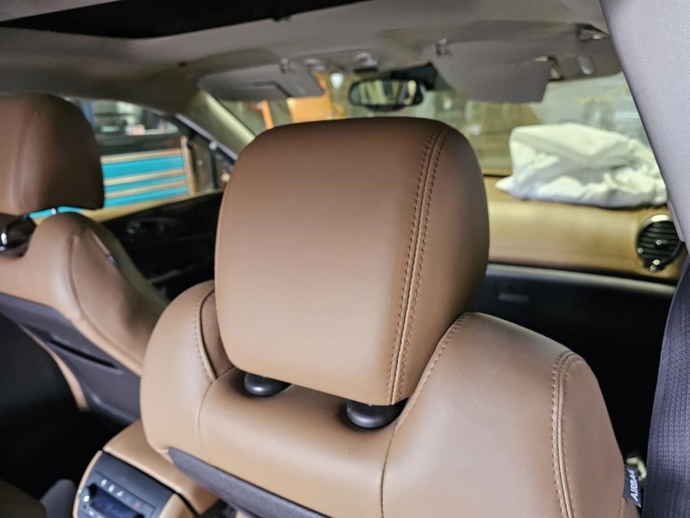 ENCLAVE 2016 Headrest 2395344