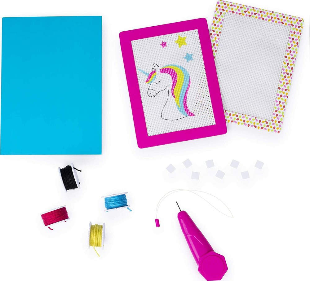 Cool Maker, Handcrafted Stitch N’ Style Diary Activity Kit, Makes 2 Covers, for