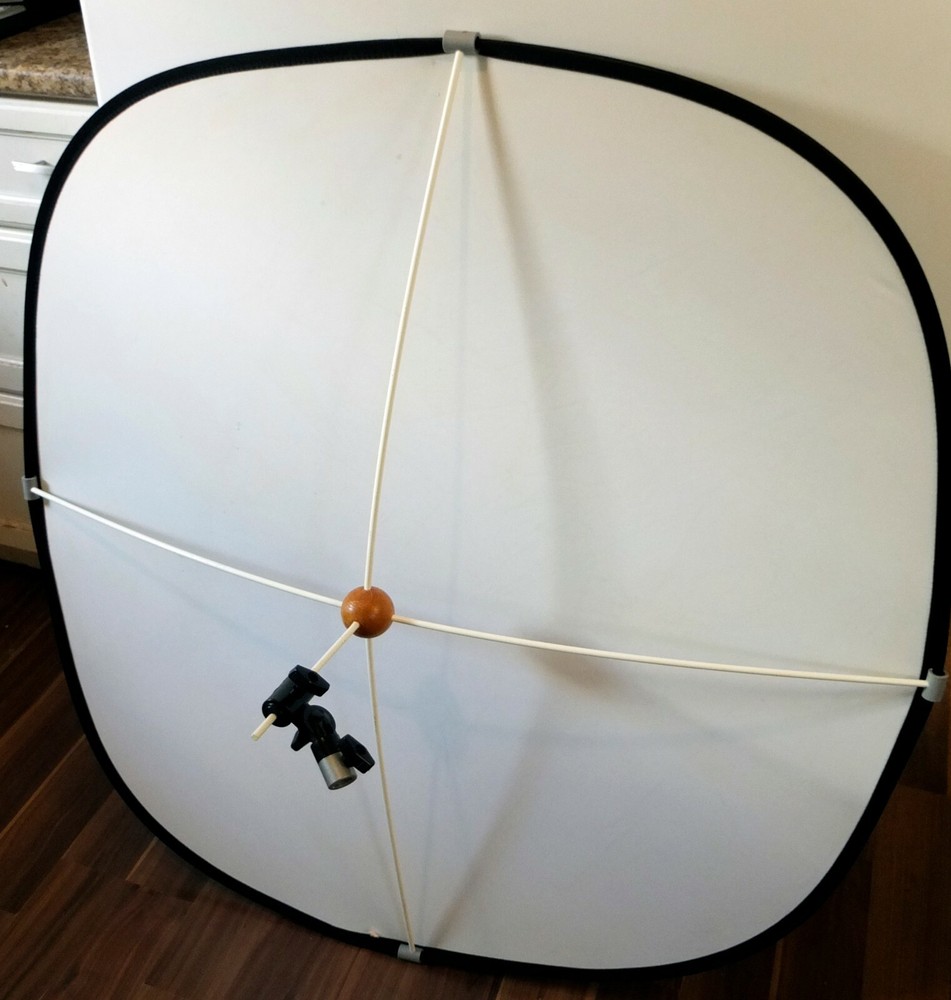 Courtenay Variflecta 40" x 40" Lite Modifier Reflector Silver White