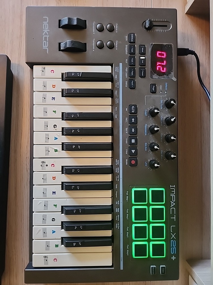 Nektar Impact LX25+ MIDI/USB Keyboard Controller with Cable