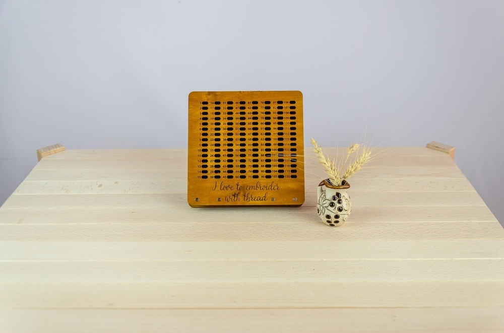 Thread organizer for parking on 120 positions Wooden Floss Thread Project