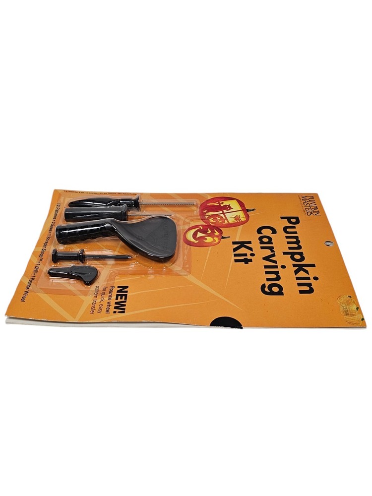 2007 Pumpkin Masters Halloween Carving Kit - Complete 12 Patterns Vampire Bat
