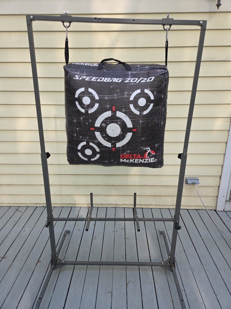 DELTA MCKENZIE SPEEDBAG 20'' Target Black
