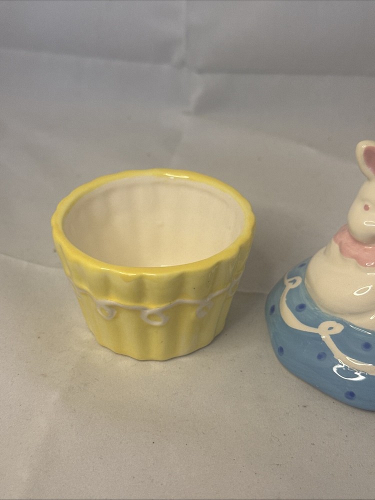 Easter Bunny Mini Cupcake Holder Spring Yellow Blue White Bunny/Rabbit Unbranded