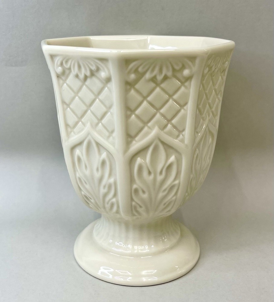 Lenox Judaic Collection Kiddush Cup Embossed Ivory Octagonal Shape 10 oz.