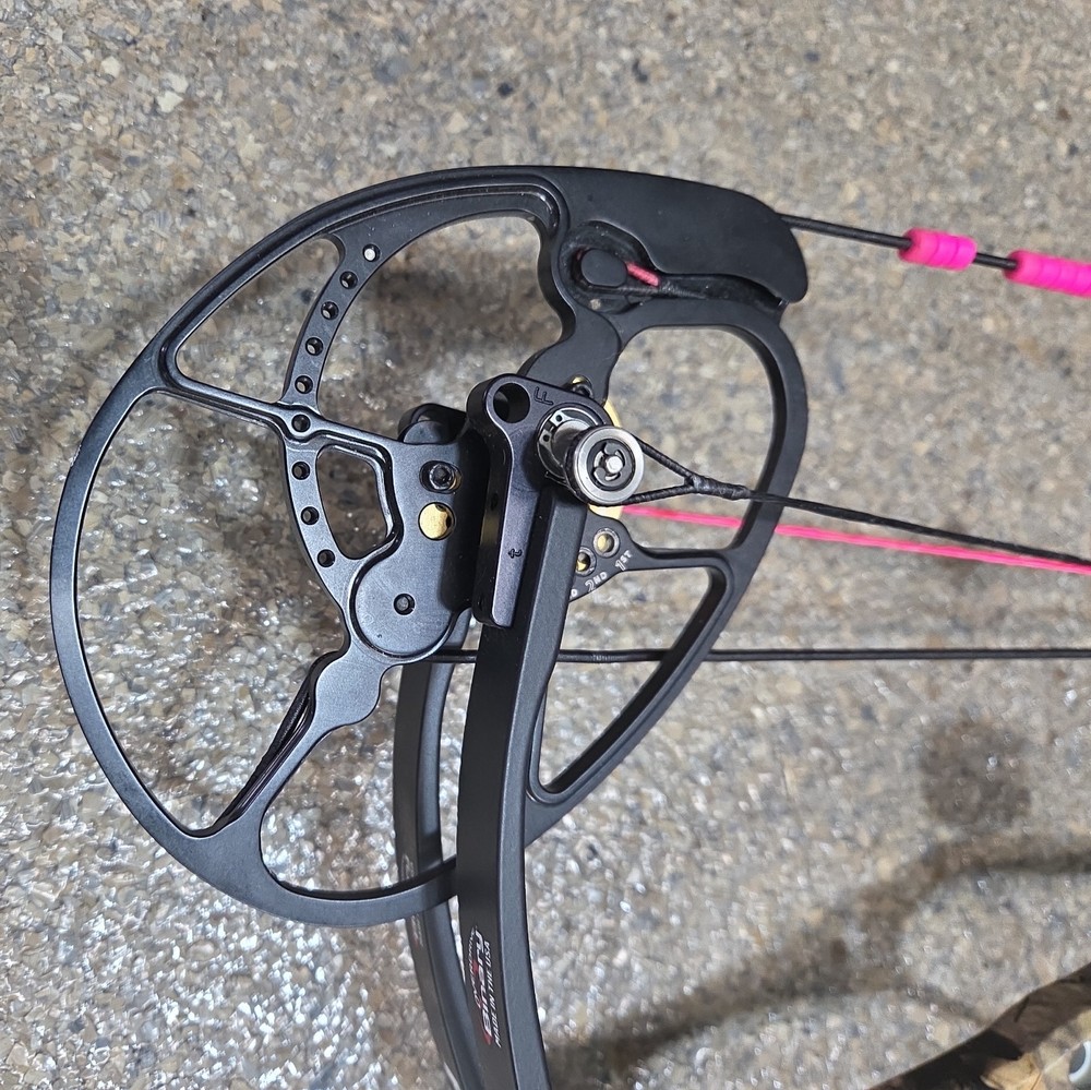 Bowtech BTX 31 RH 40-50#