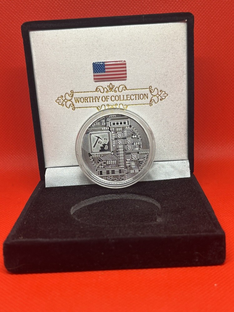 Bitcoin In A Black Velvet Display Case 🇺🇸💯✨