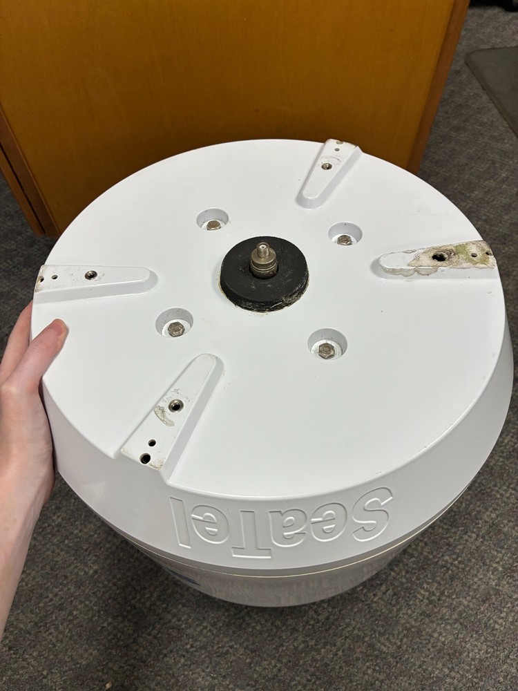 Sea Tel 18" Satellite TV Dome