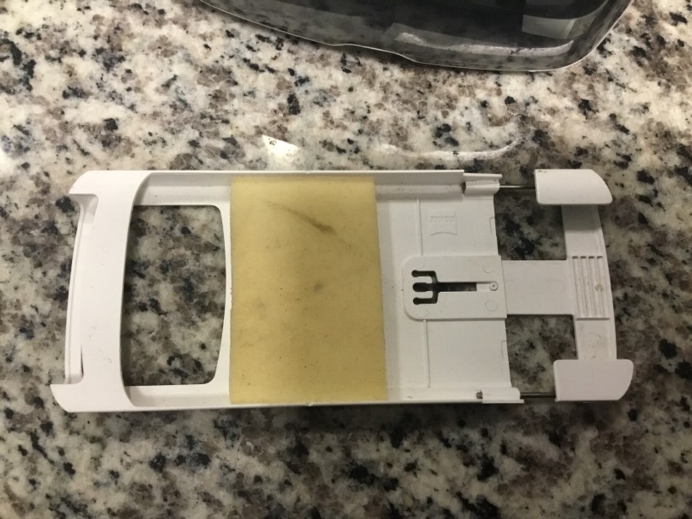 Zeiss VR One Plus: Virtual Reality with Precision Optics -- WHITE