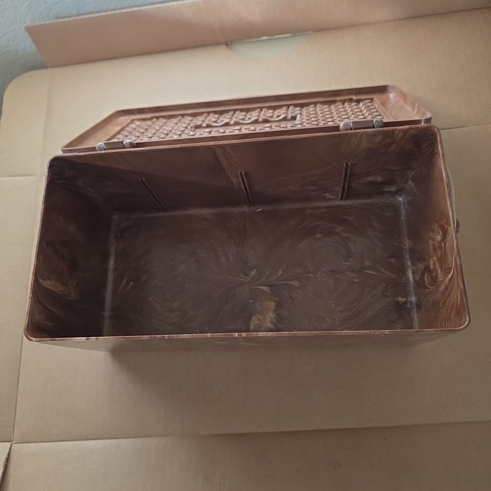 Vintage Plastic Sewing Caddy handle