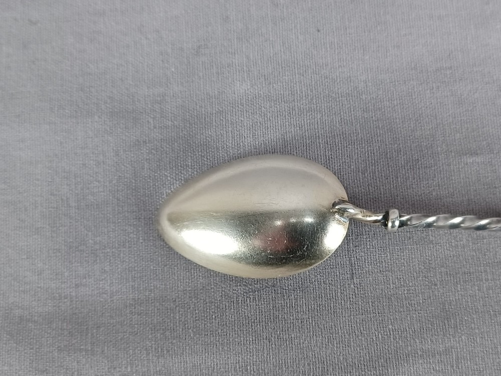 Antique Continental 800 Silver Lucerne Scrollwork Leaf Twist Handle Spoon