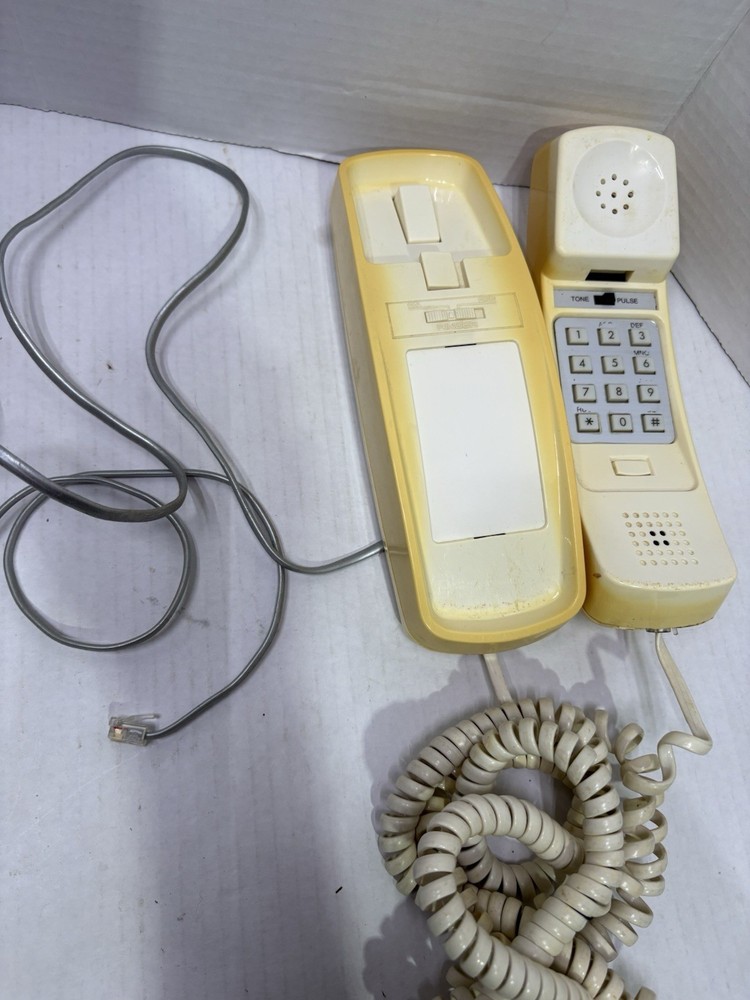 Vintage La Phone Brand Old Push Button Phone Untested