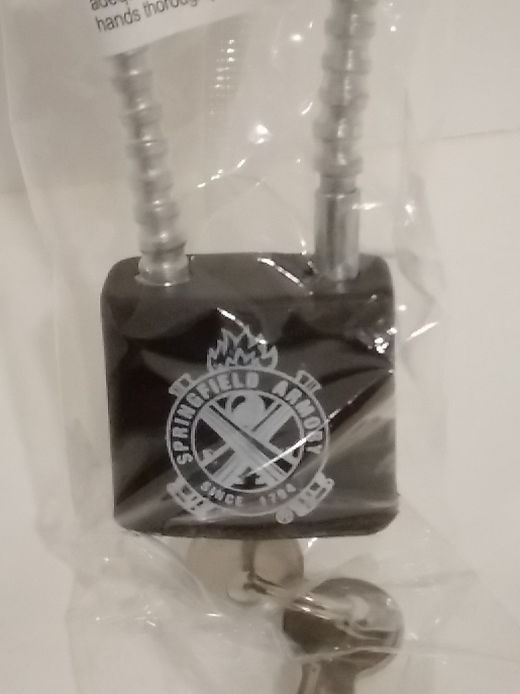 Springfield Armory Gun Lock Cable Safty Lock 8" Silver With 2 Keys