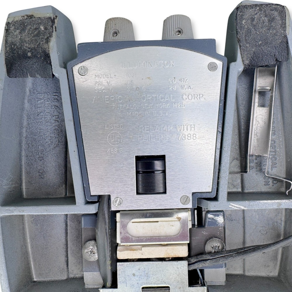 AO Spencer Series 10 Dual Binocular Microscope 4 Objectives Infinity Plan Achro