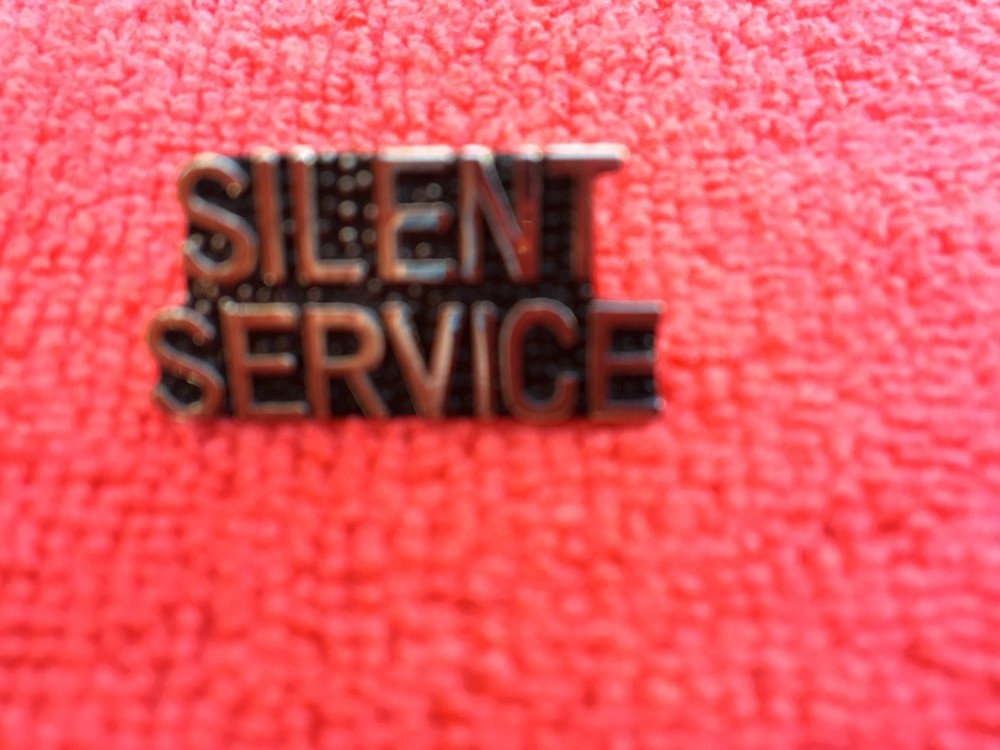 SILENT SERVICE HAT/LAPEL PIN