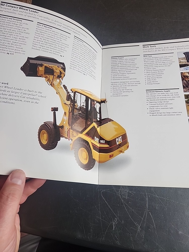 Caterpillar 902 Compact Wheel Loader Brochure