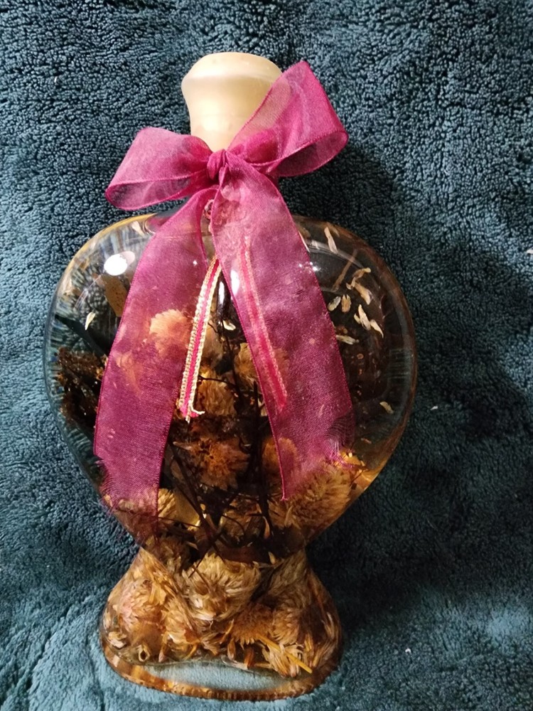 VINTAGE NEIMAN MARCUS GLASS ACCENT BOTTLE HEART SHAPED
