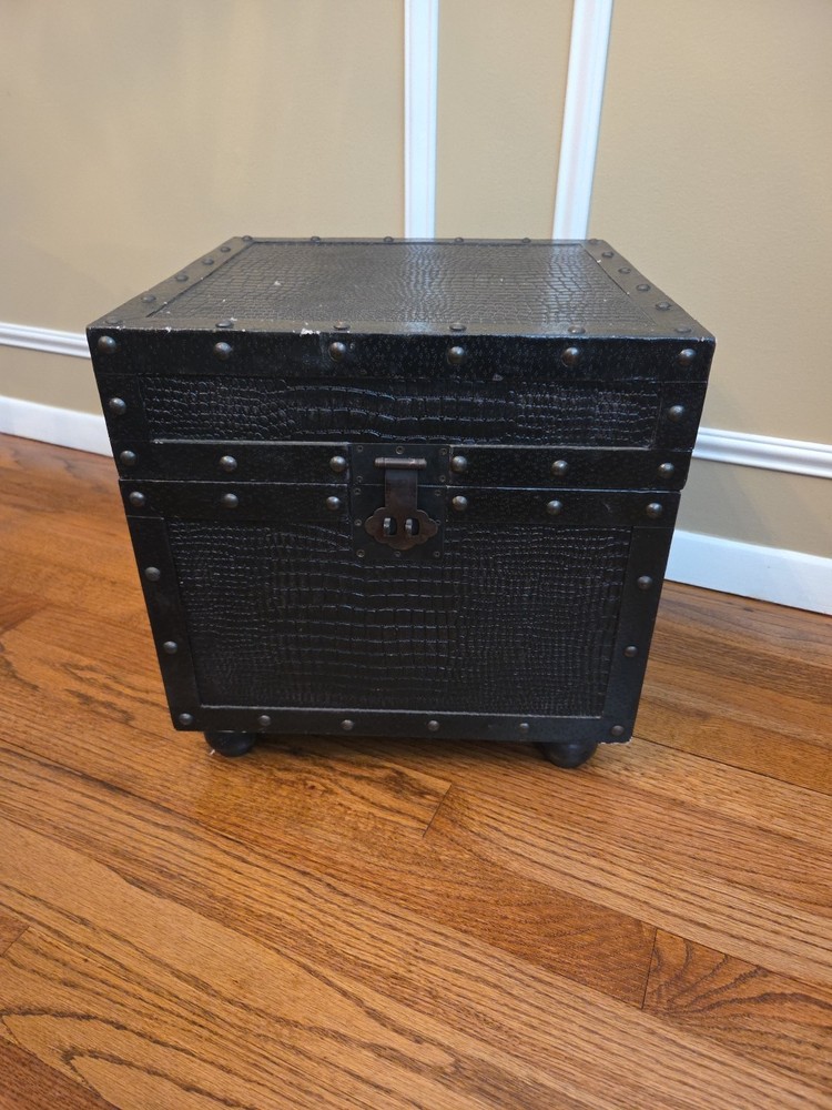 Decorative Storage Chest