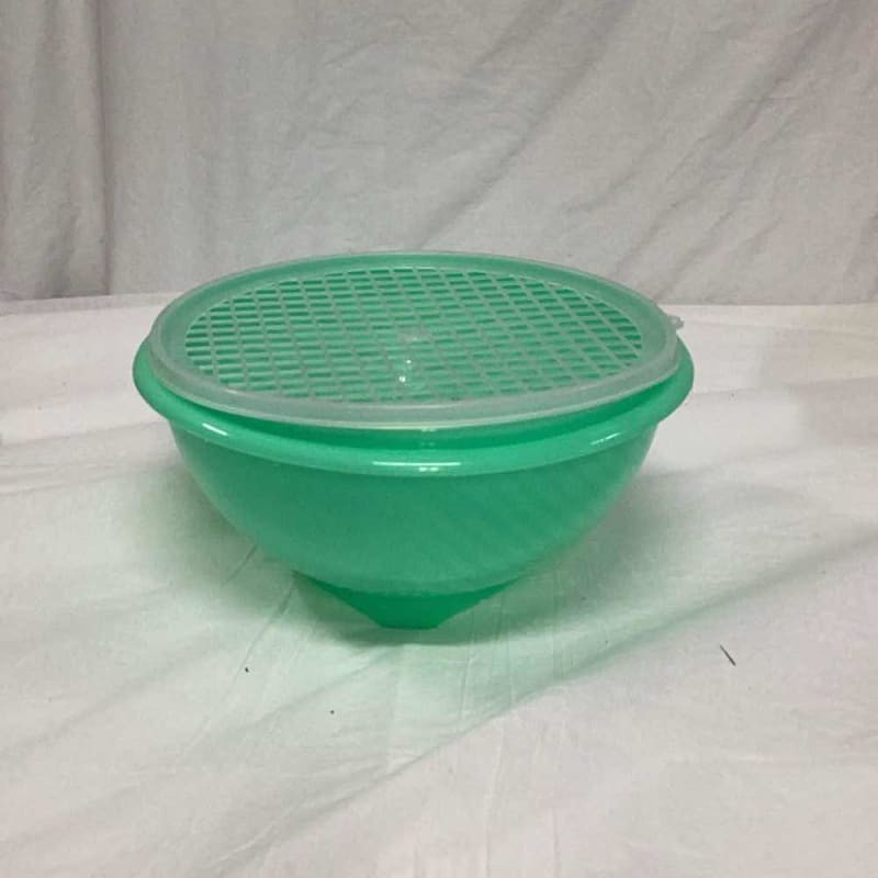 Tupperware Jadeite Colander 339, Flo-Thru Lid 516
