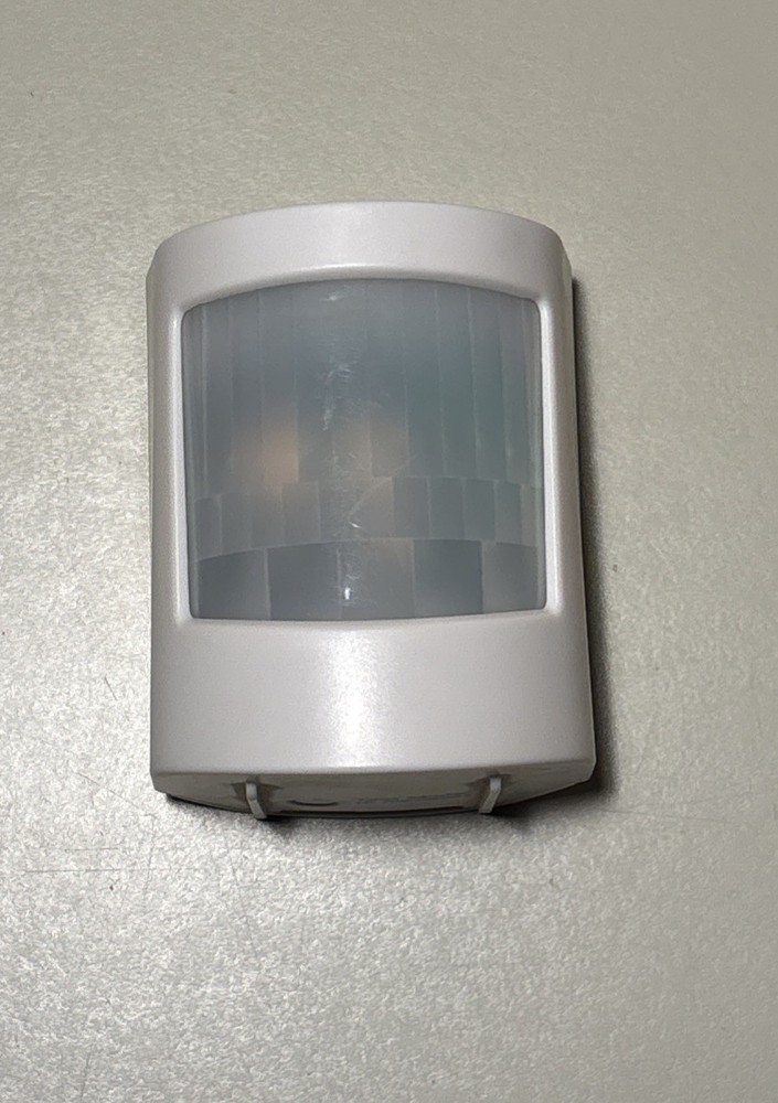 SimpliSafe Gen 1 Motion Sensor Model MS1000 White Working Great