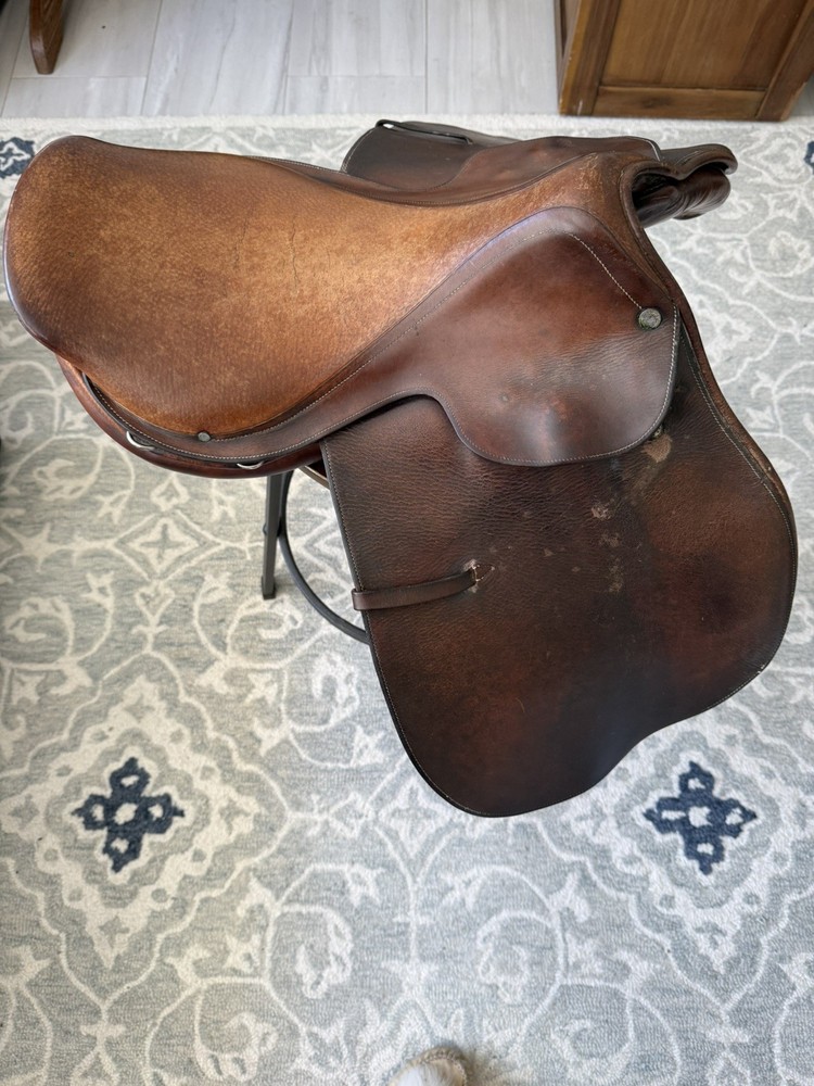 HERMES PARIS HORSE SADDLE 17”