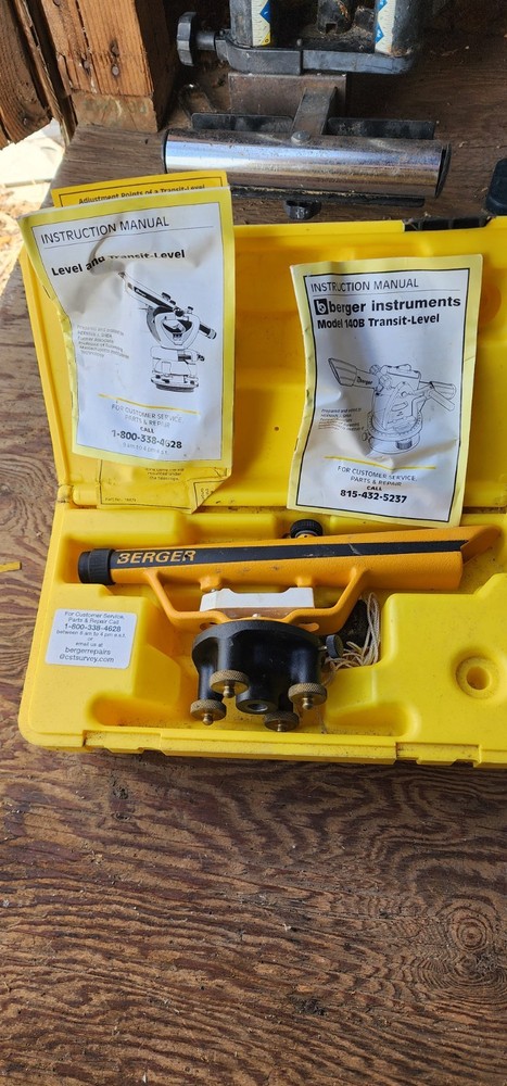 Berger instruments Model 140BU Transit Level With Case, Manual