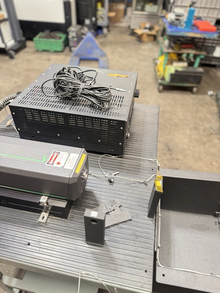 Coherent VERDI-2W Laser System 1124331 with Laser Head,Diode Pumped Solid State