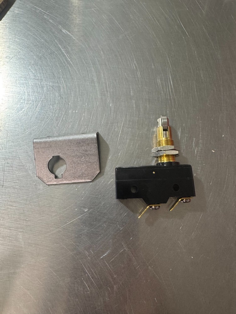 Blodgett 35702 Door Switch Kit with Hardware Replacement