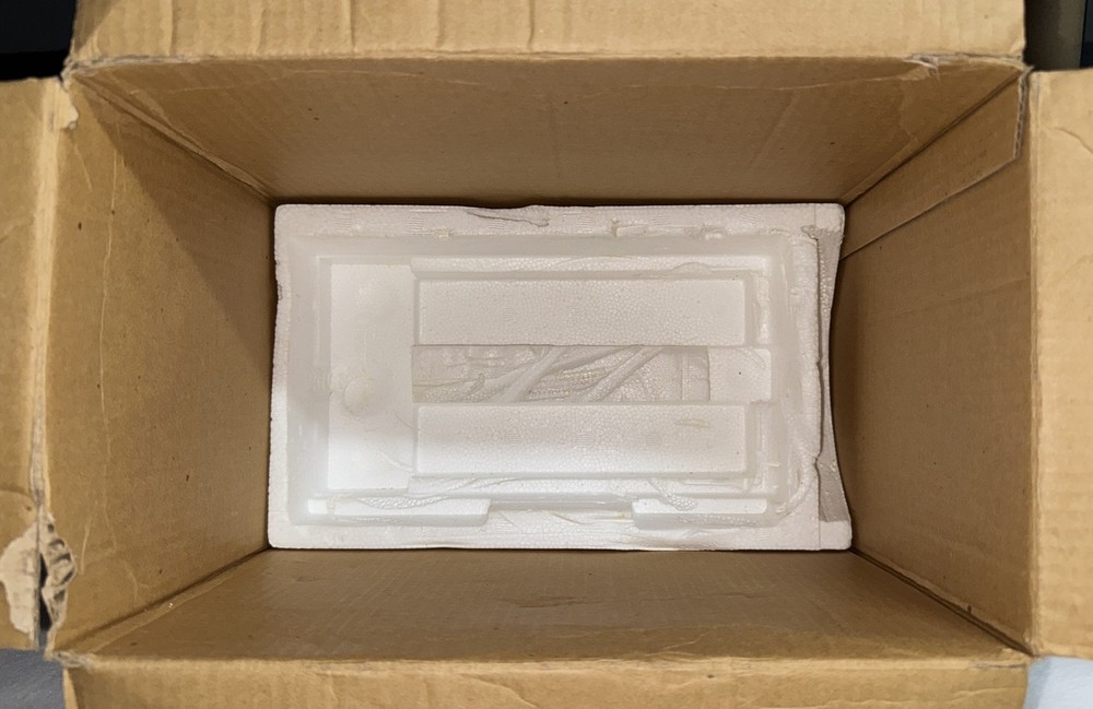Chinon 2500 GL Self Reeling Adjustable Projector Original Box Packaging Manual