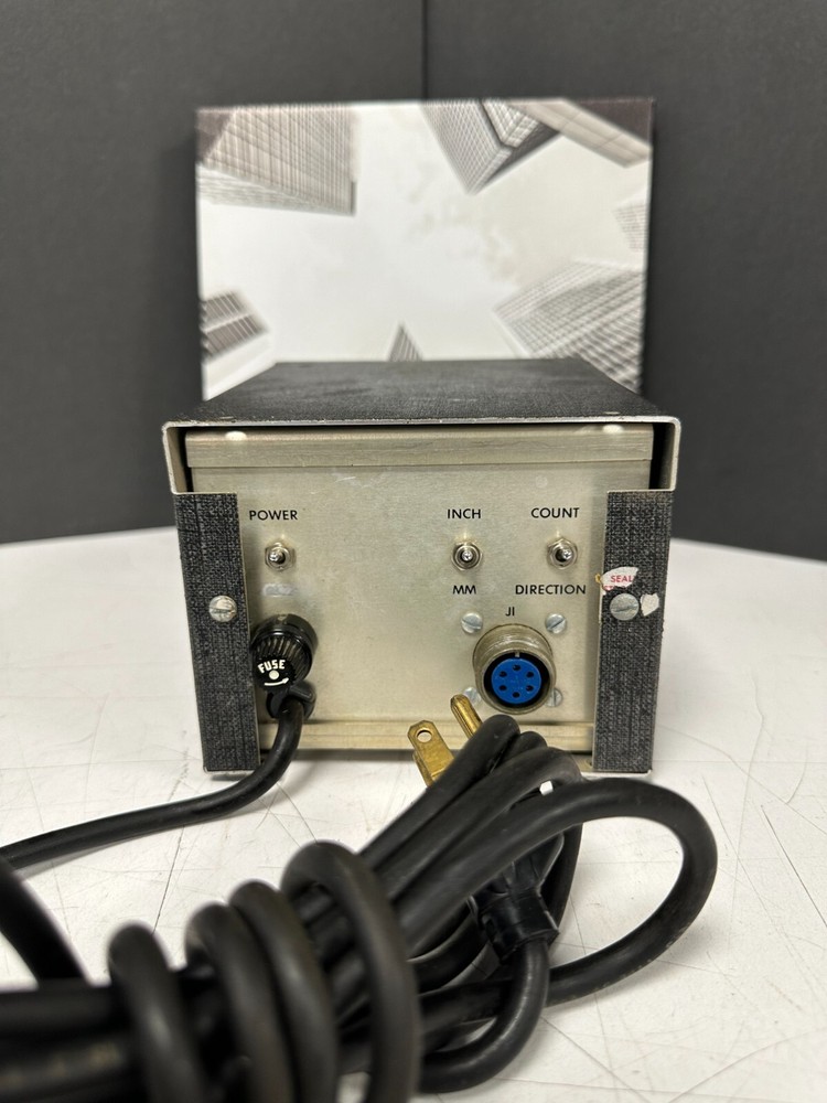 DIGITAL DIMENSIONAL DISPLAY Model 280-4 #N796