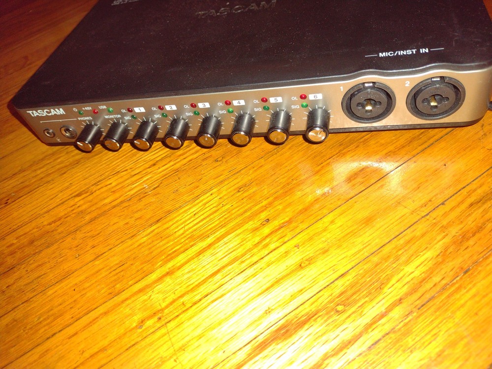 Tascam US-800 Digital Audio/MIDI Recording interface