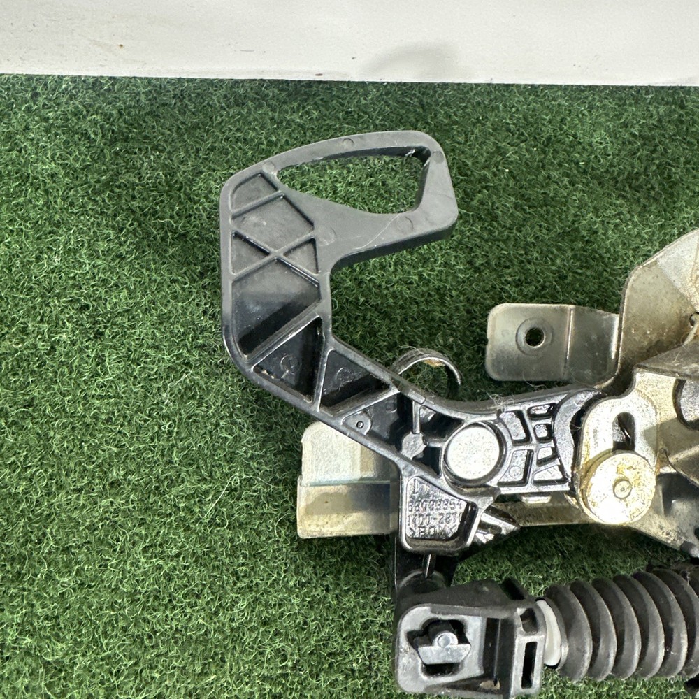 2013-2018 RAM 1500 2500 3500 TAILGATE HANDLE LOCK ACTUATOR OEM