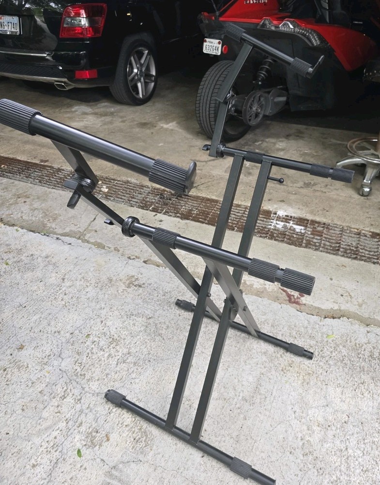 Proline ~ PL402 2-Tier Double X-Braced Keyboard Stand