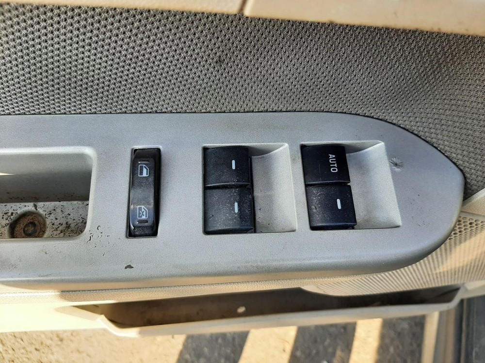 ESCAPE 2010 High Mounted Stop Light 1071535