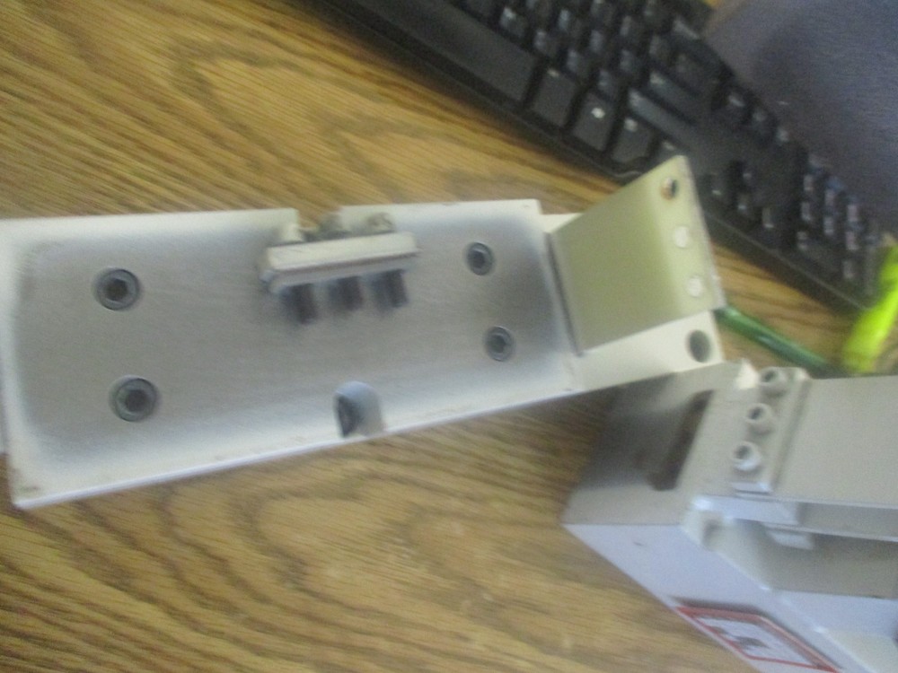 Service Engineering Model: 24251-0 Vibratory Line Feeder