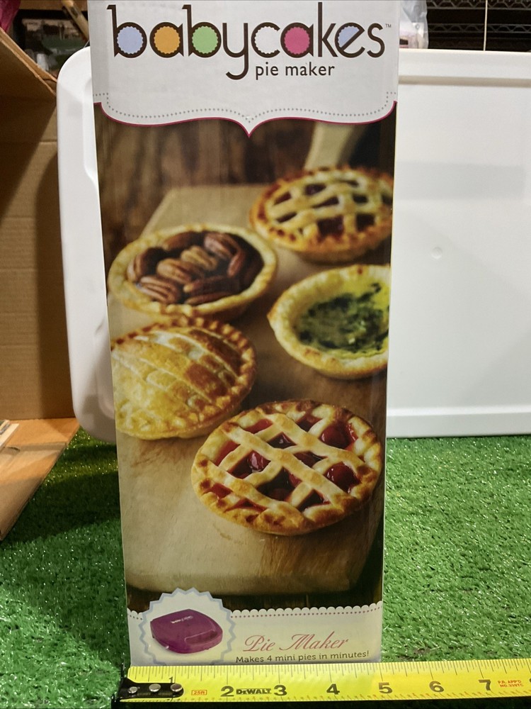NIB The Original BabyCakes Pie Maker (Nonstick) Include Cut Tool, Rack, Recipes