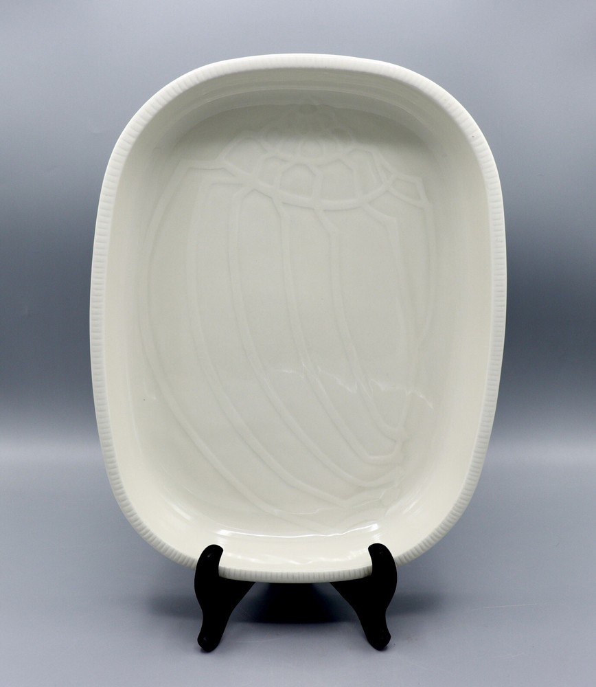 Franciscan Sea Sculptures White Conch Shell 12" Baker Casserole Dish MINT