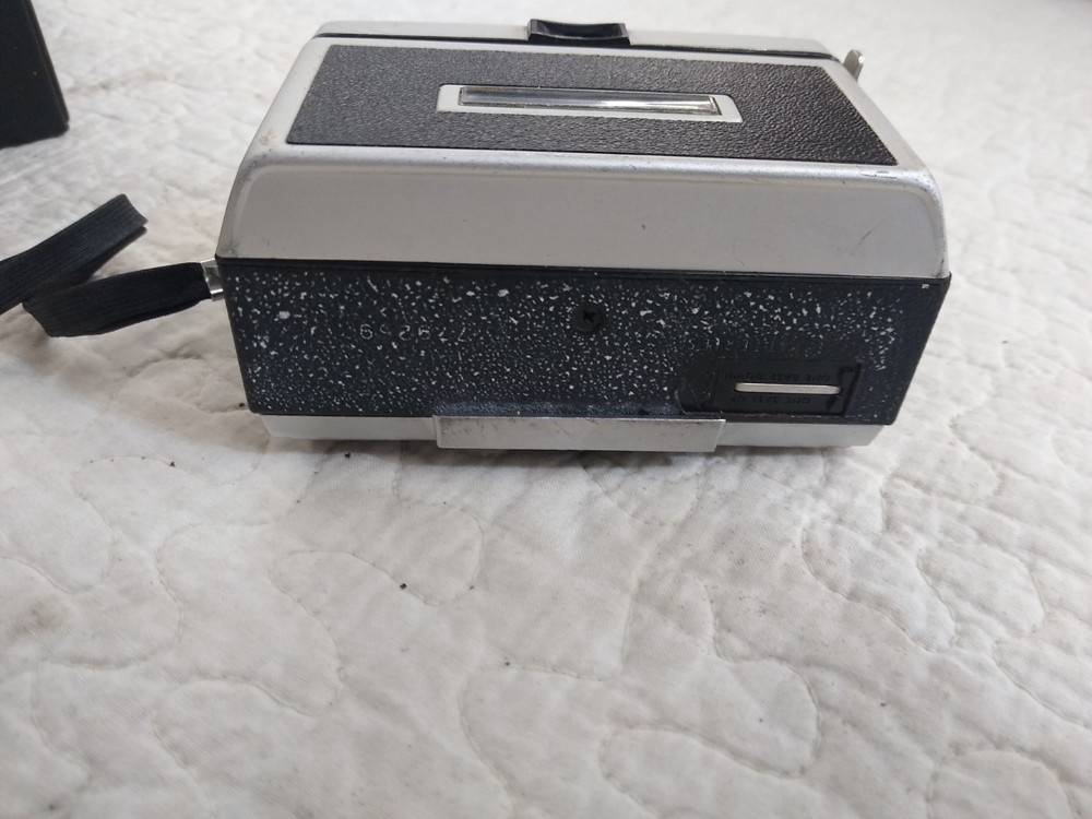 Kodak Instamatic Camera 304. With Carrier.