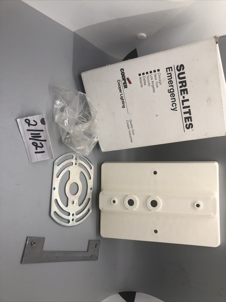 Cooper Sure-Lites Exit/Emergency Lighting 057-4 ECS