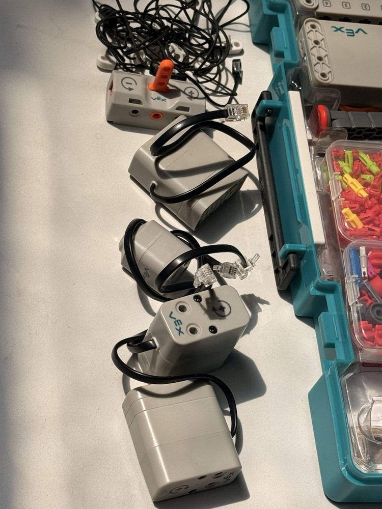 Vex Robotics Go Box 2
