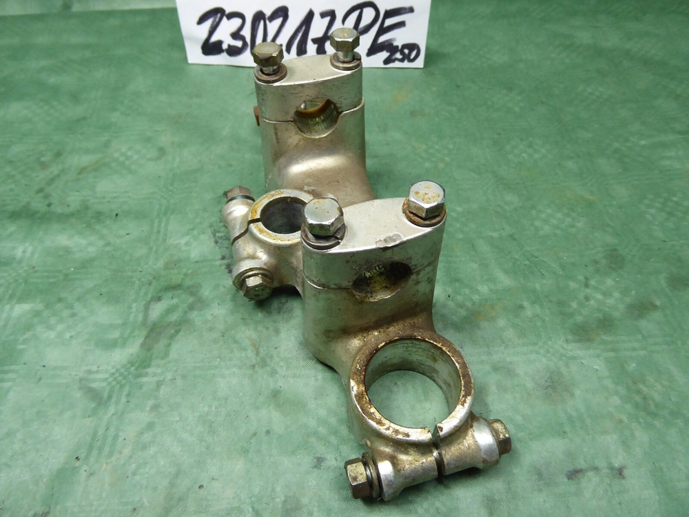 Fork Yoke 1979 Suzuki PE250 Upper Yoke