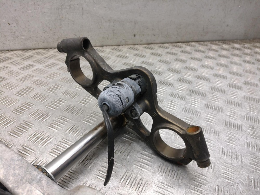 2006 APRILIA RS125 YOKE SET