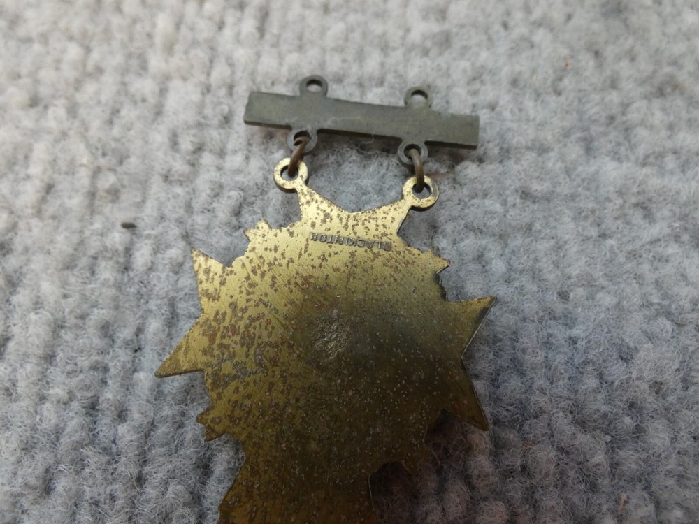 VINTAGE BLACKINTON PRO MARKSMAN JUNIOR SMALL BORE MEDAL