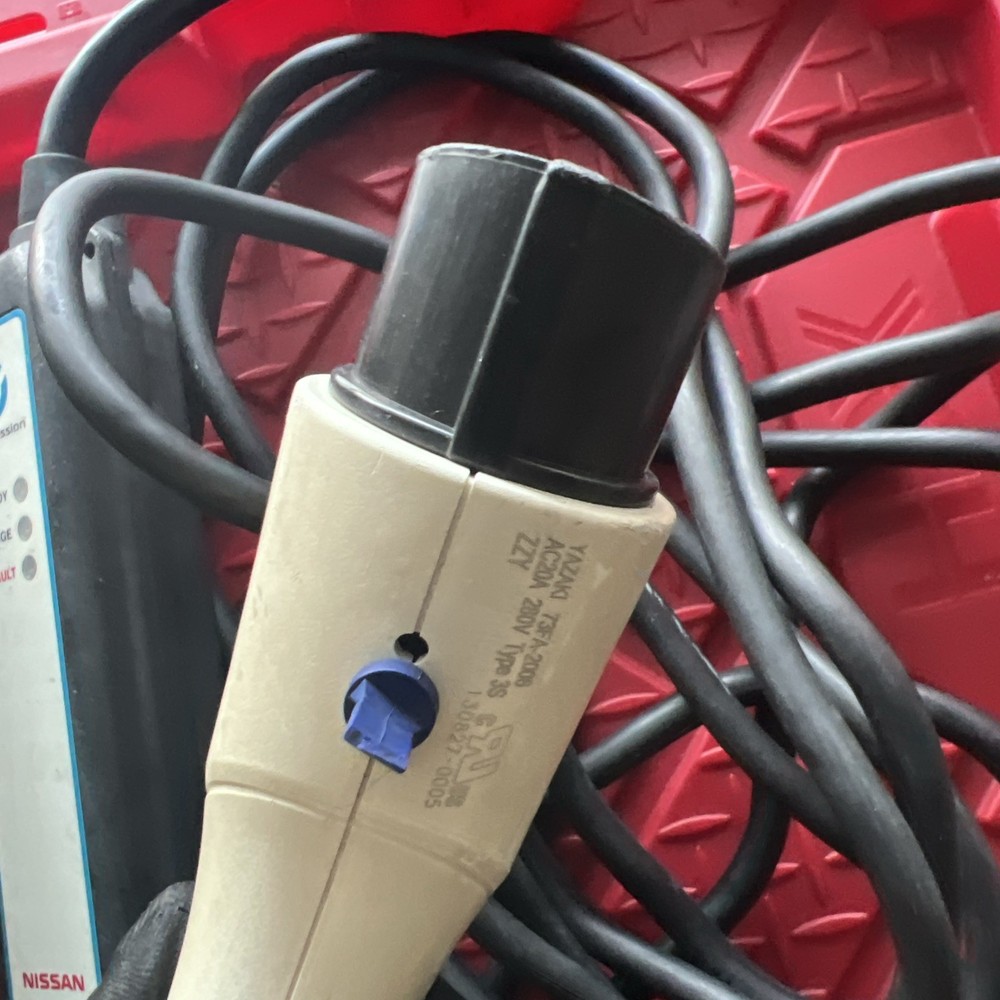 Nissan Leaf OEM EV Charger Cable 2012 2013 2014 2015 2016 2017 Charging OEM