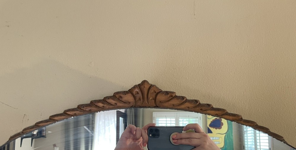 Antique vanity dressing table w/ round mirror