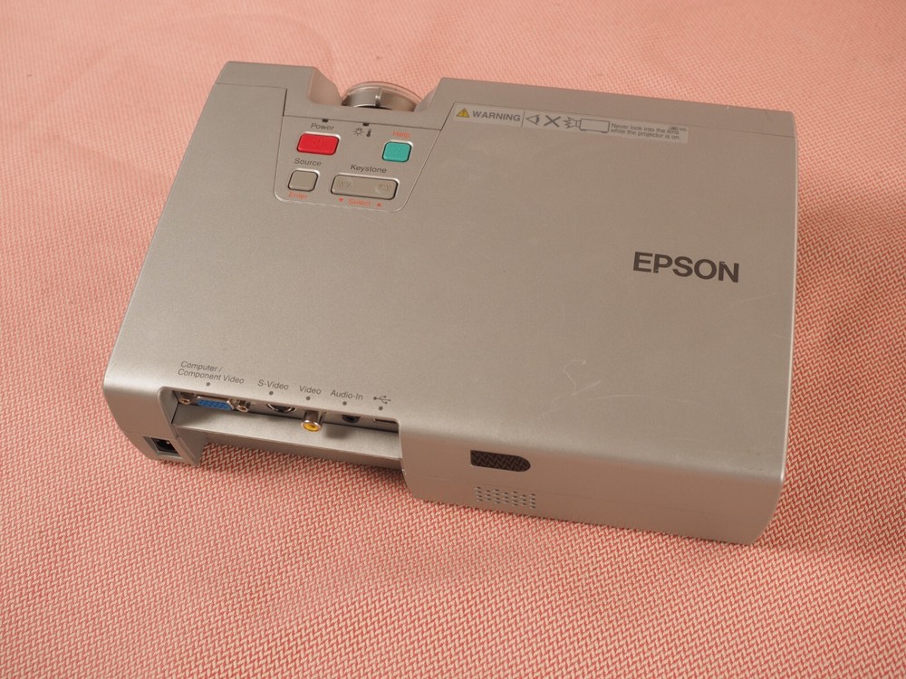 Epson PowerLite 735C LCD Projector