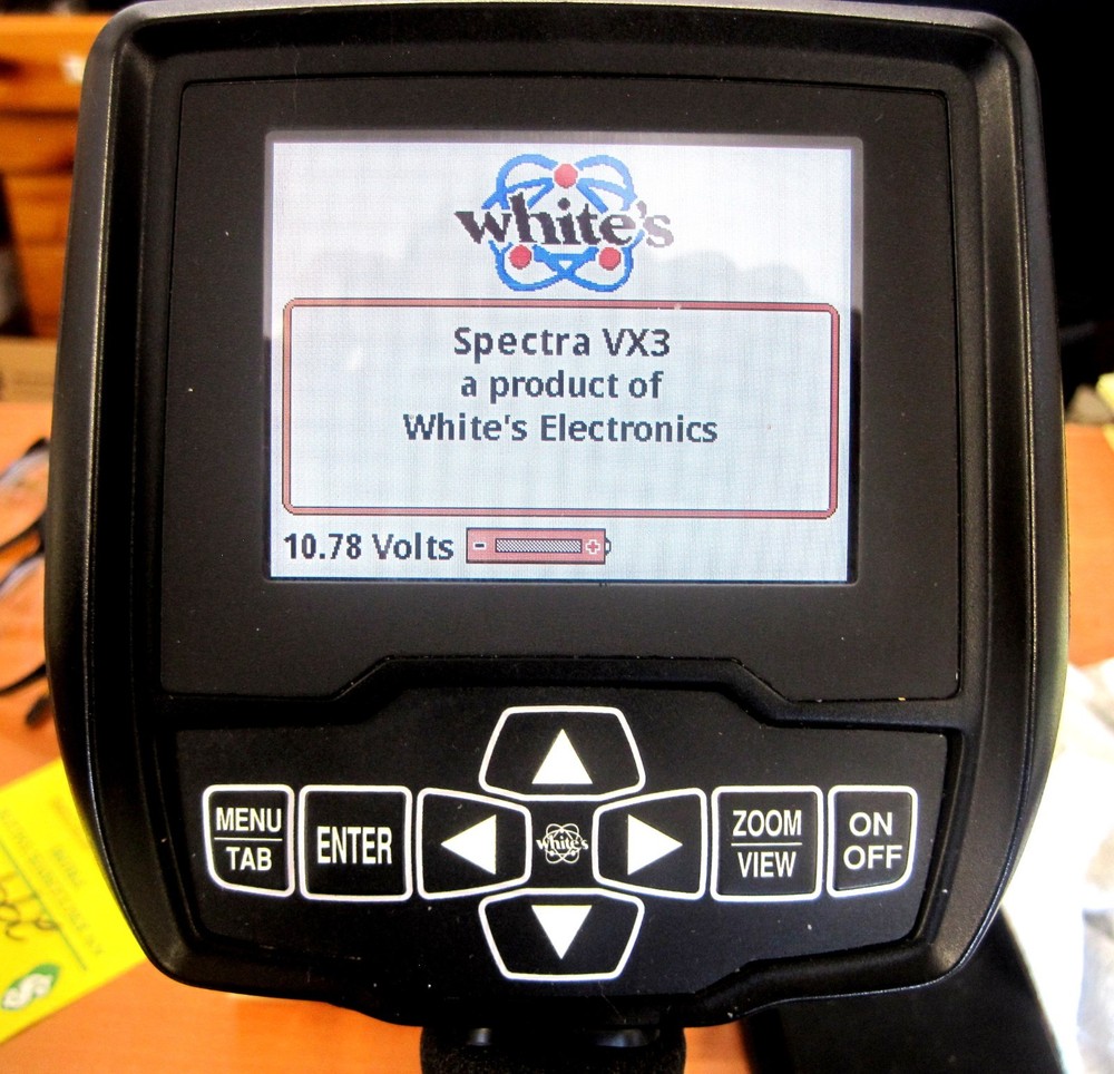 2011 Whites VX-3 Multi-Frequency Metal Detector Plus Hard Case! read description