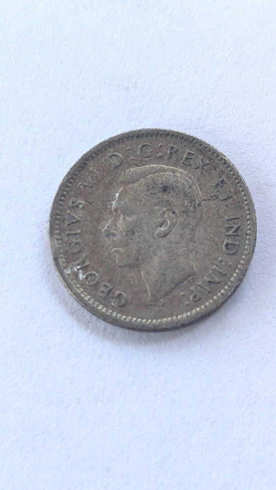1945 CANADIAN 10 CENTS NICE (SILVER)