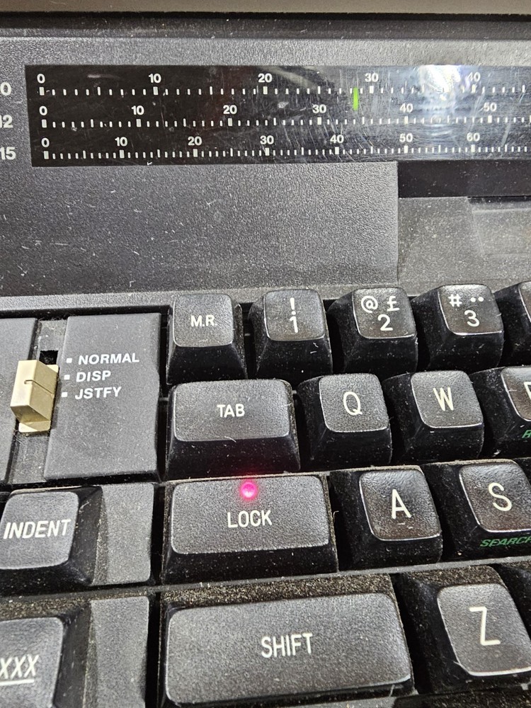 Panasonic KX-E601 Electric Typewriter Tested